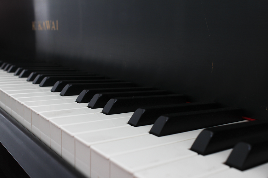 Kawai Baby Grand Piano 5'1" GE-20 with NEW IQ Piano Disc Player