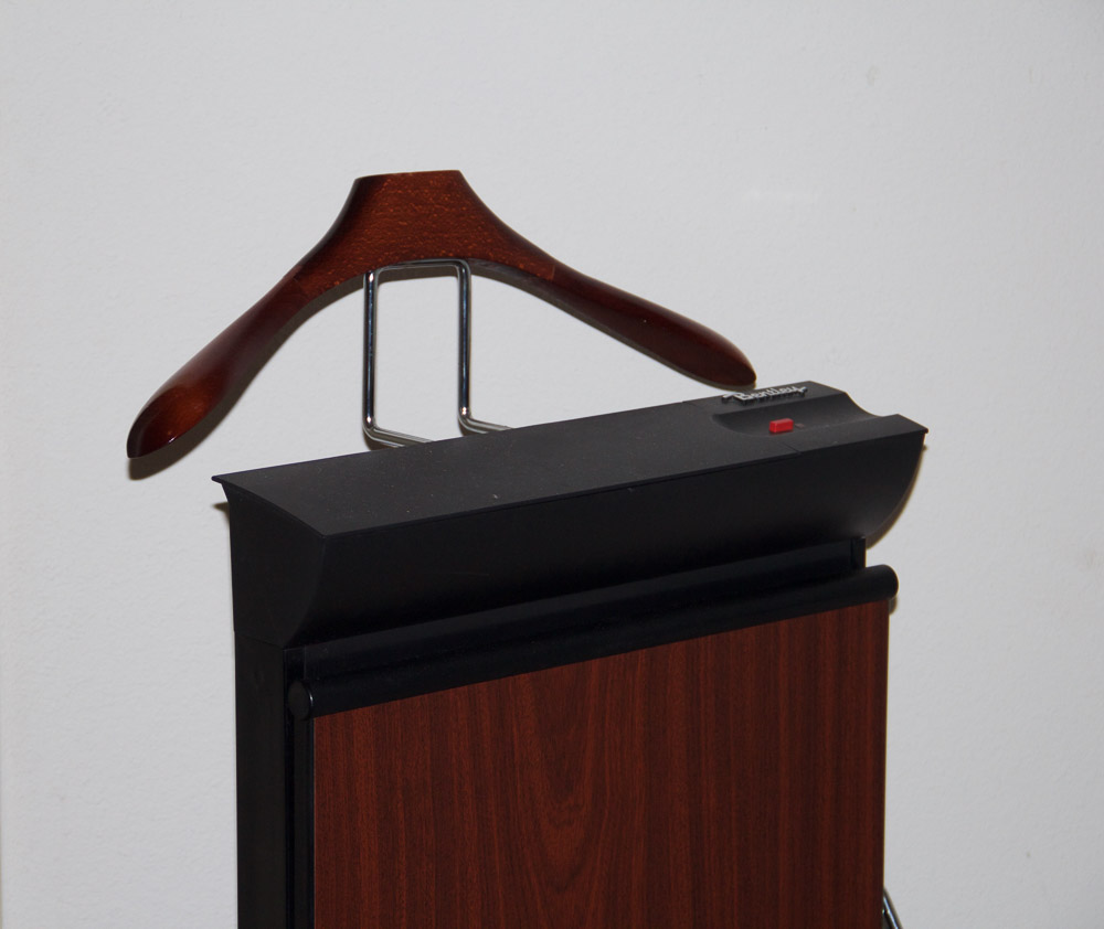 Bentley Men's Valet and Pants Press