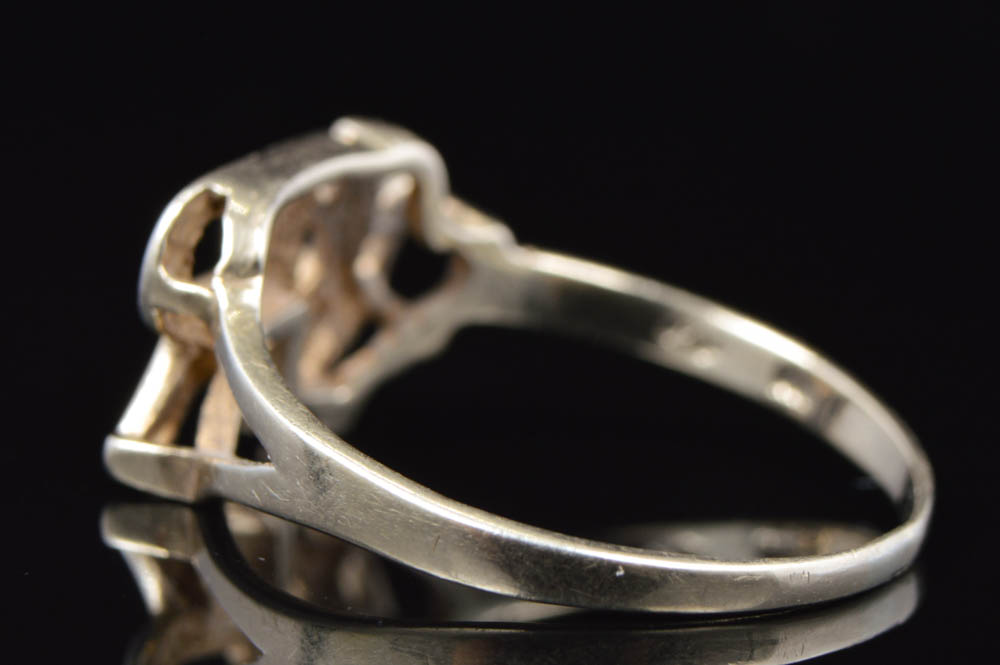 10K Yellow Gold "R" Ring