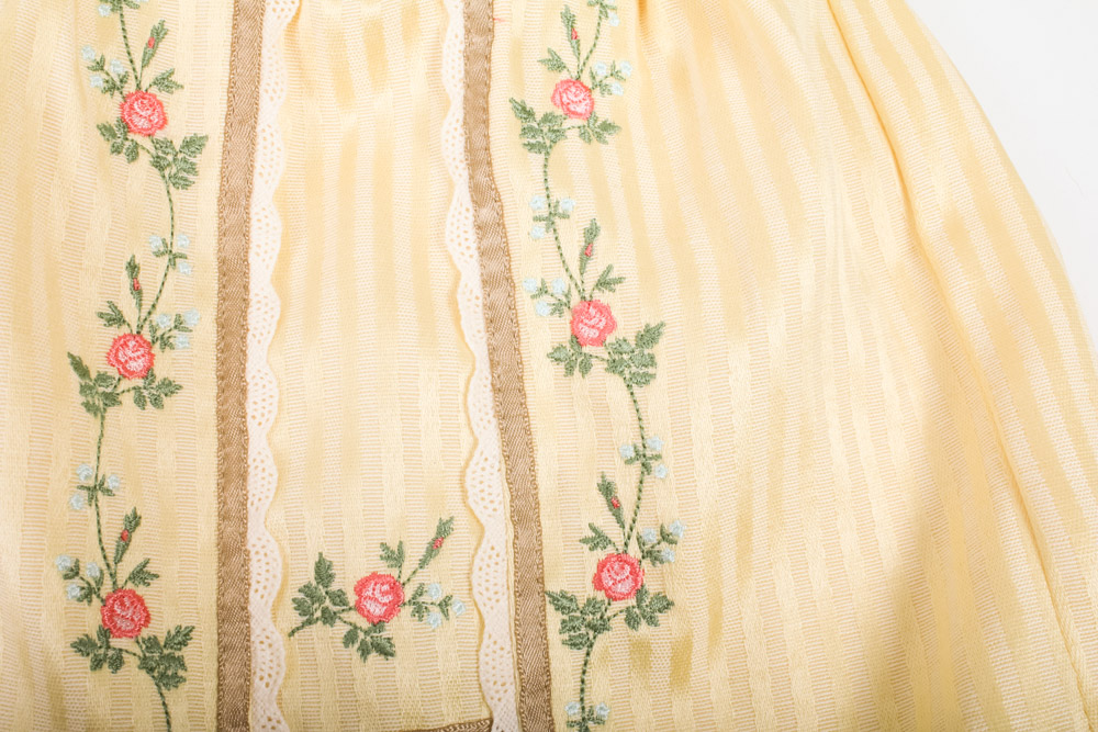 "Time for Tea with Elizabeth and Felicity" American Girl Doll Clothing Accessories