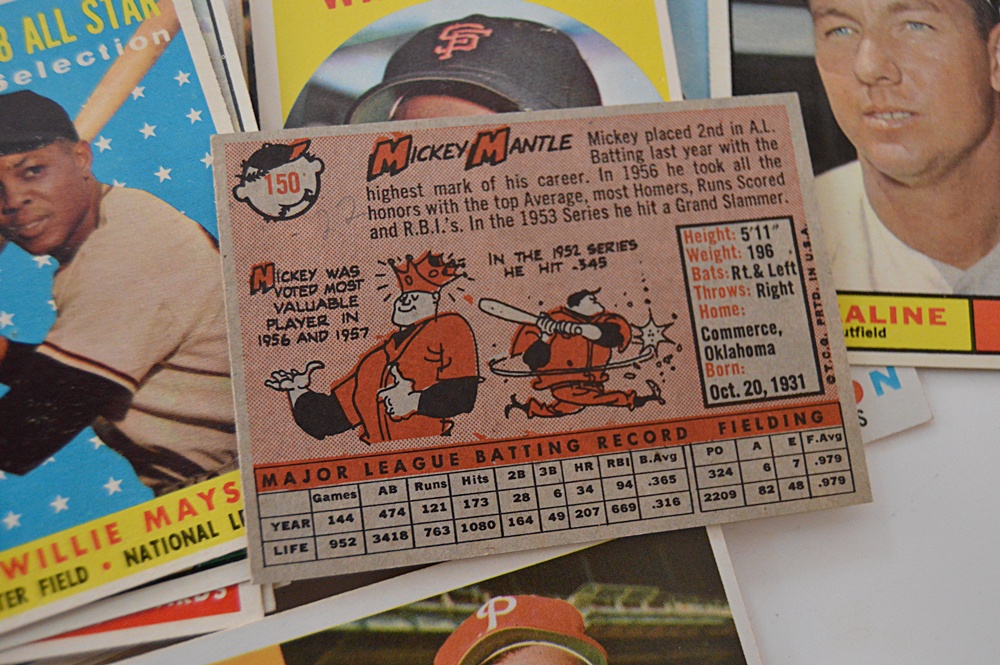 50-60s Baseball Card Collection w/ Mantle, Mays, Musial, Clemente