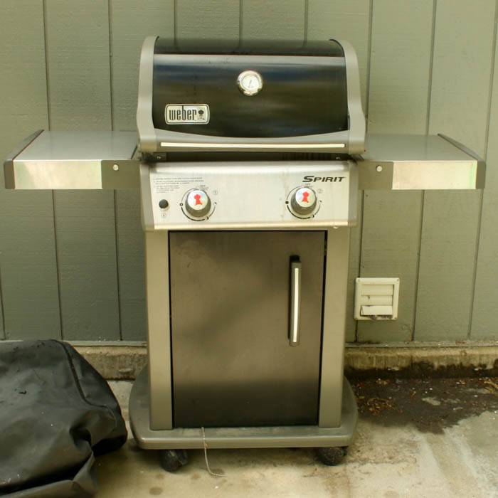 Weber Spirit E-210 Propane Gas Grill