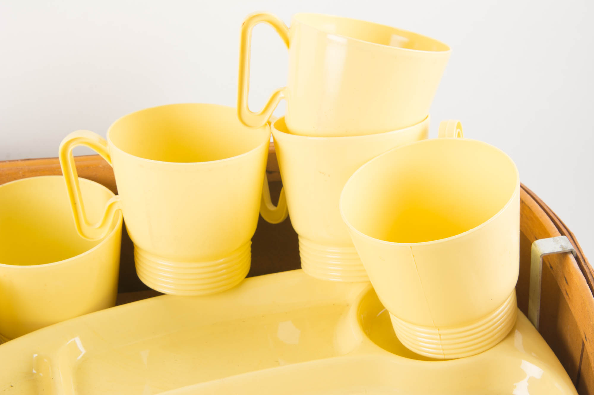 Vintage Hawkeye Picnic Hamper with Accessories