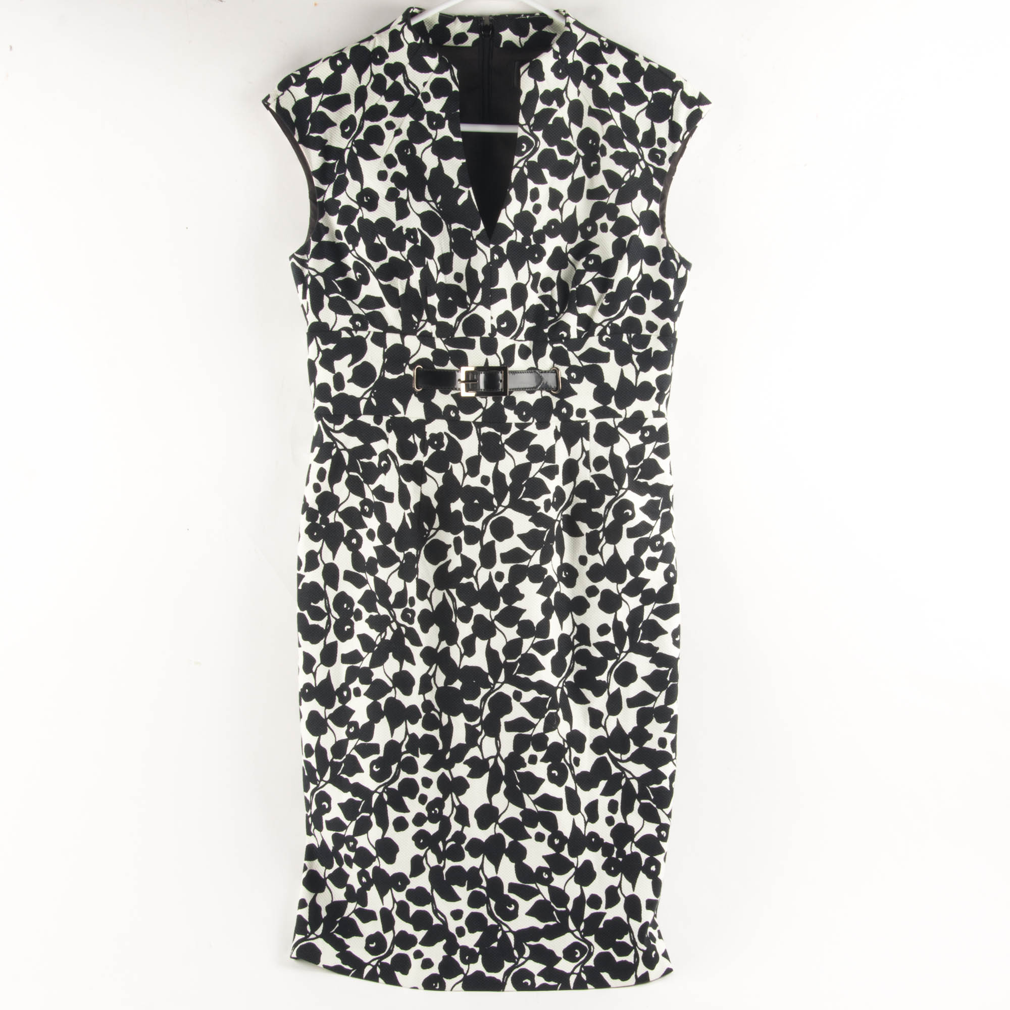 Adrianna Papell Petite Black and White Dress