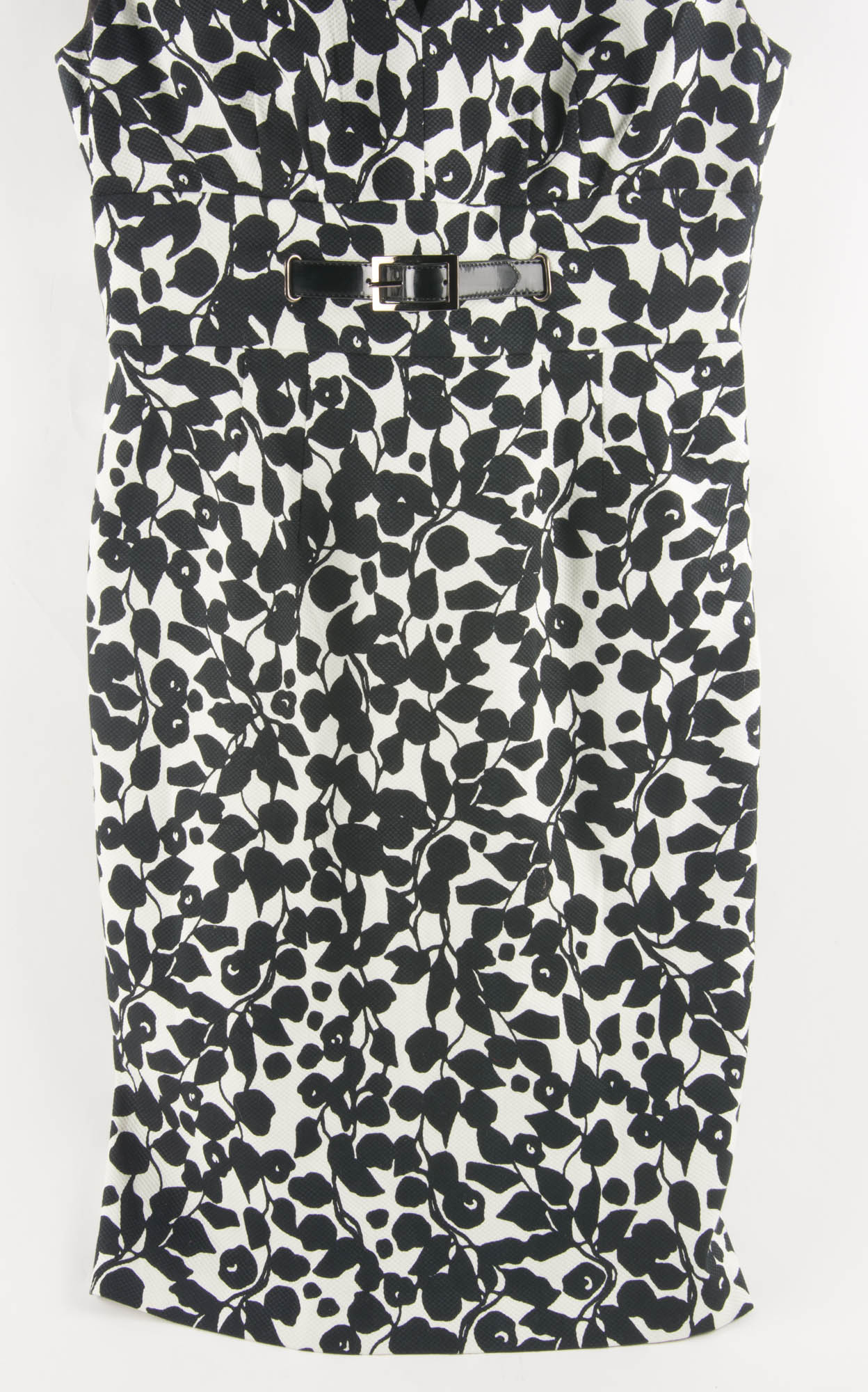 Adrianna Papell Petite Black and White Dress