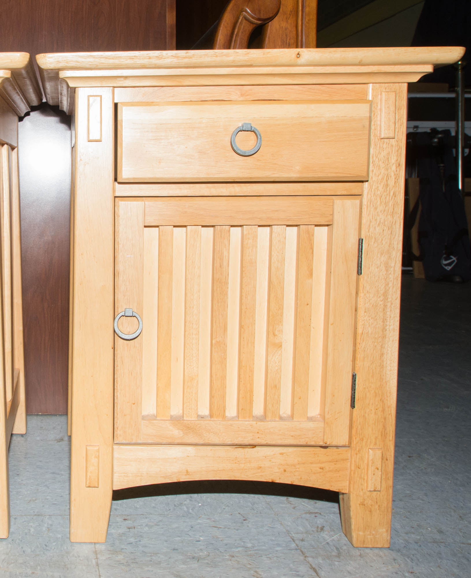 Pair of American Signature Oak Nightstands