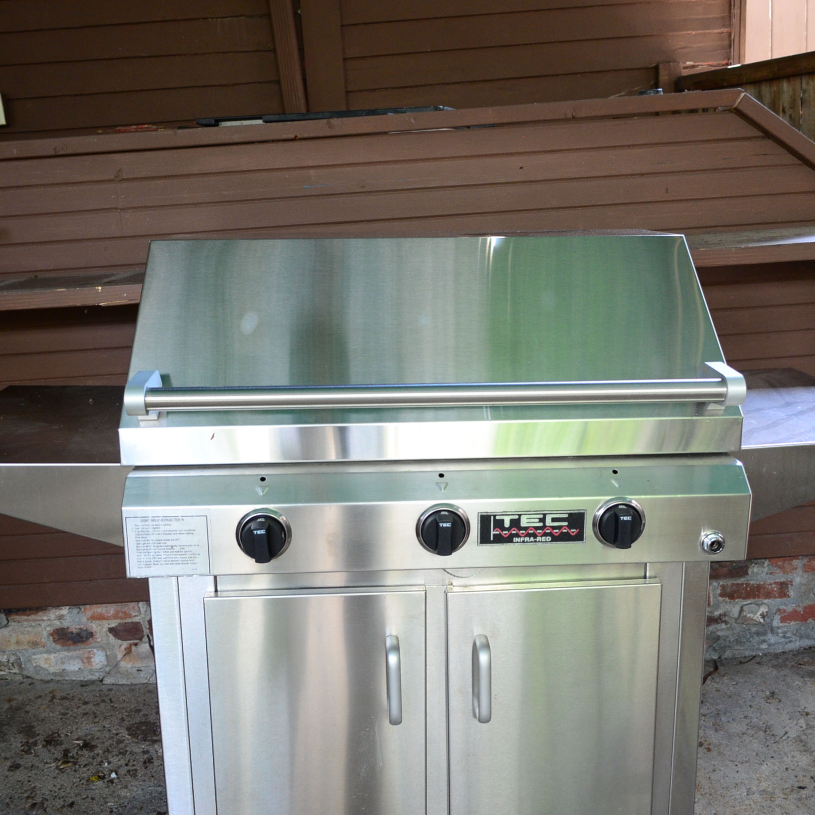 TEC Sterling III FR 36-Inch Infrared Propane Gas Grill On Cabinet