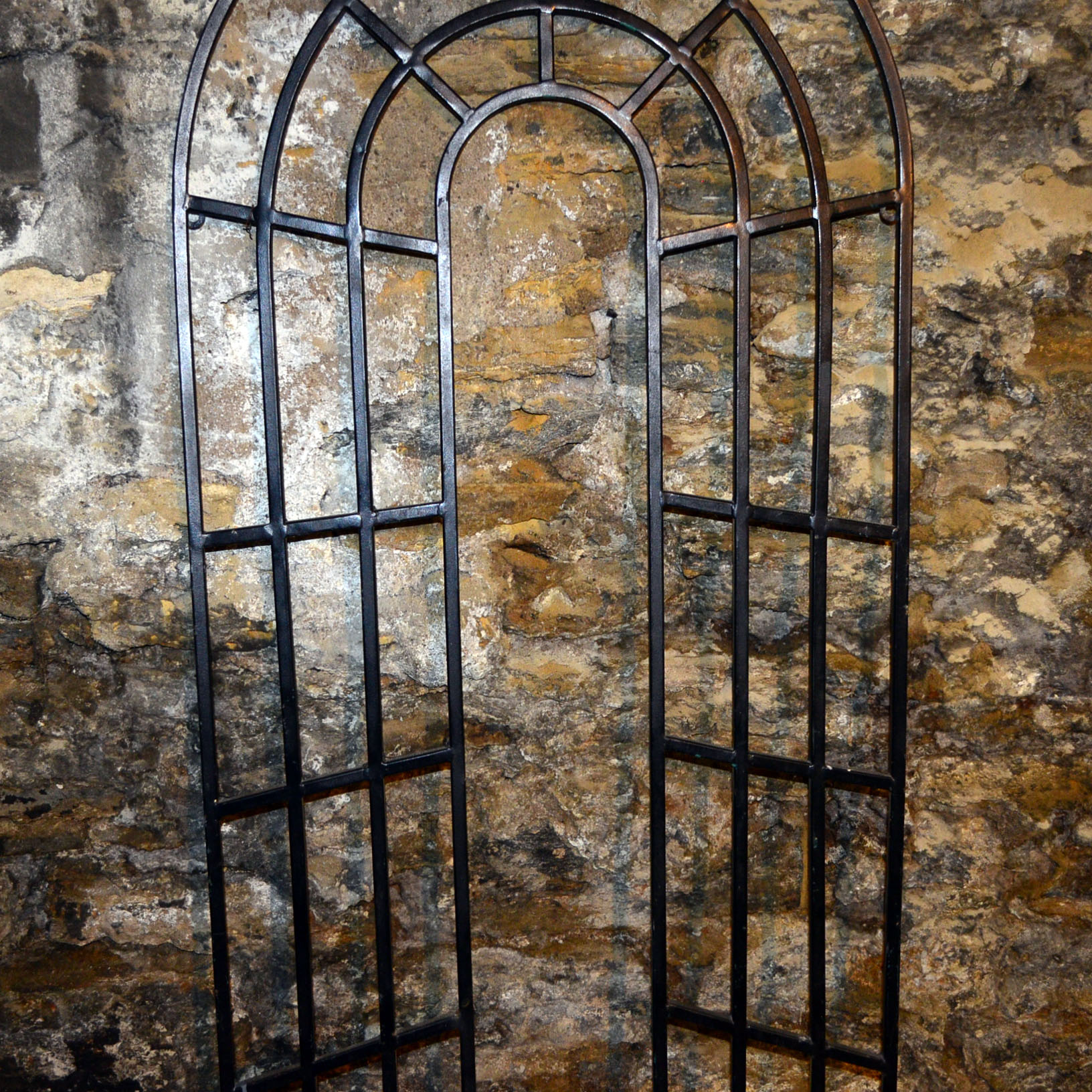 Black Metal Garden Screen