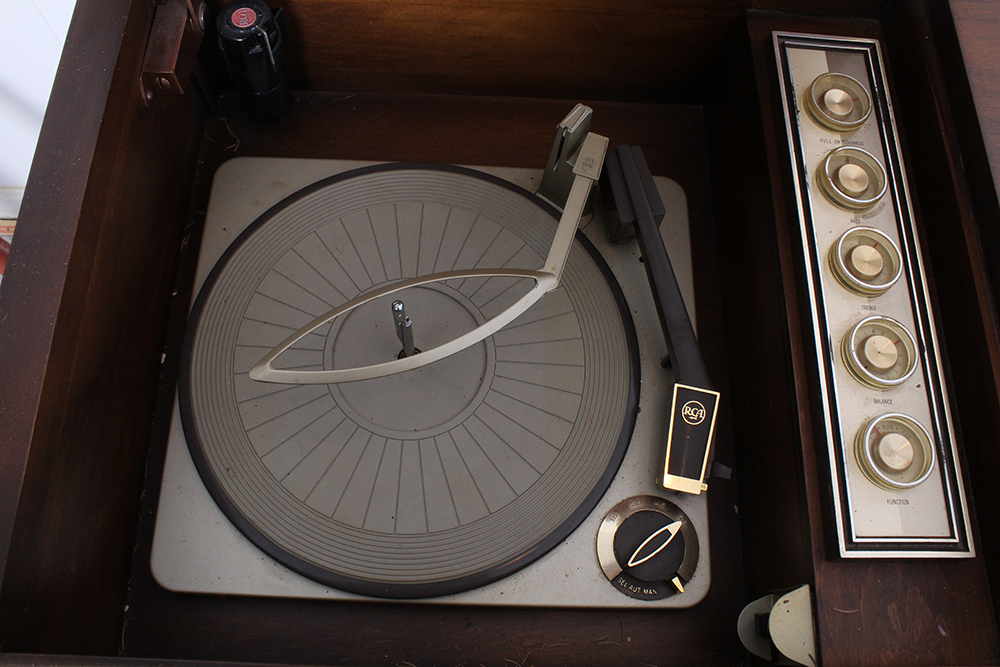 Vintage RCA Victor Television and Phonograph Console