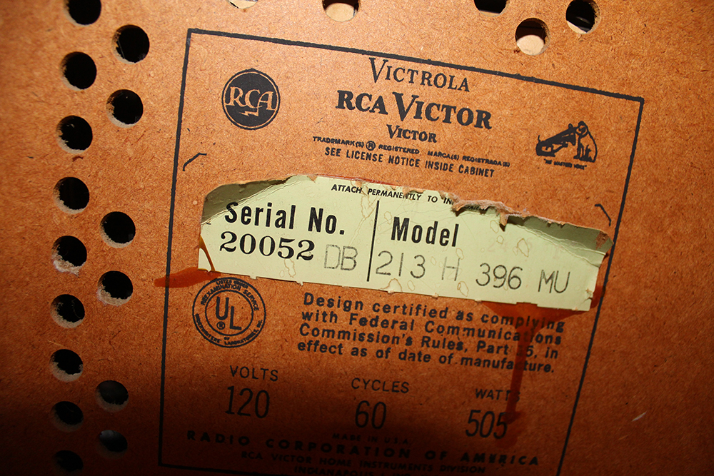 Vintage RCA Victor Television and Phonograph Console