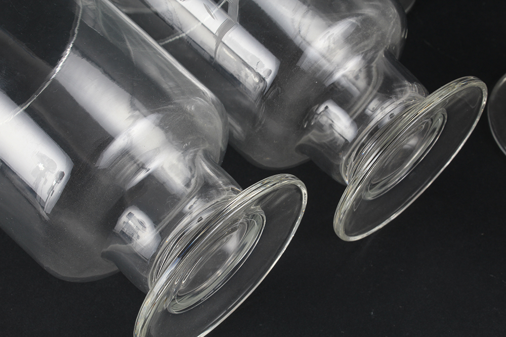 "S" Monogrammed Footed Glasses