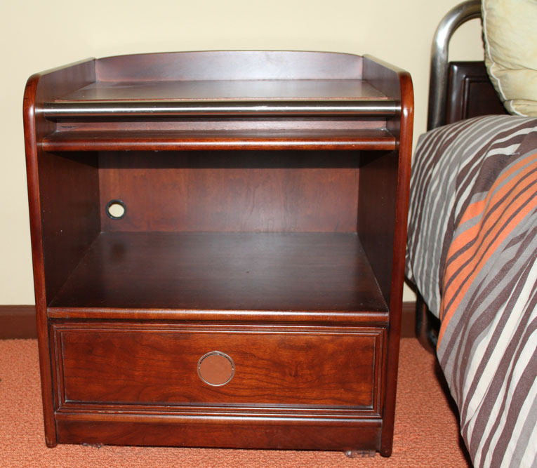 Young America by Stanley Platform Full Bed and Night Stand