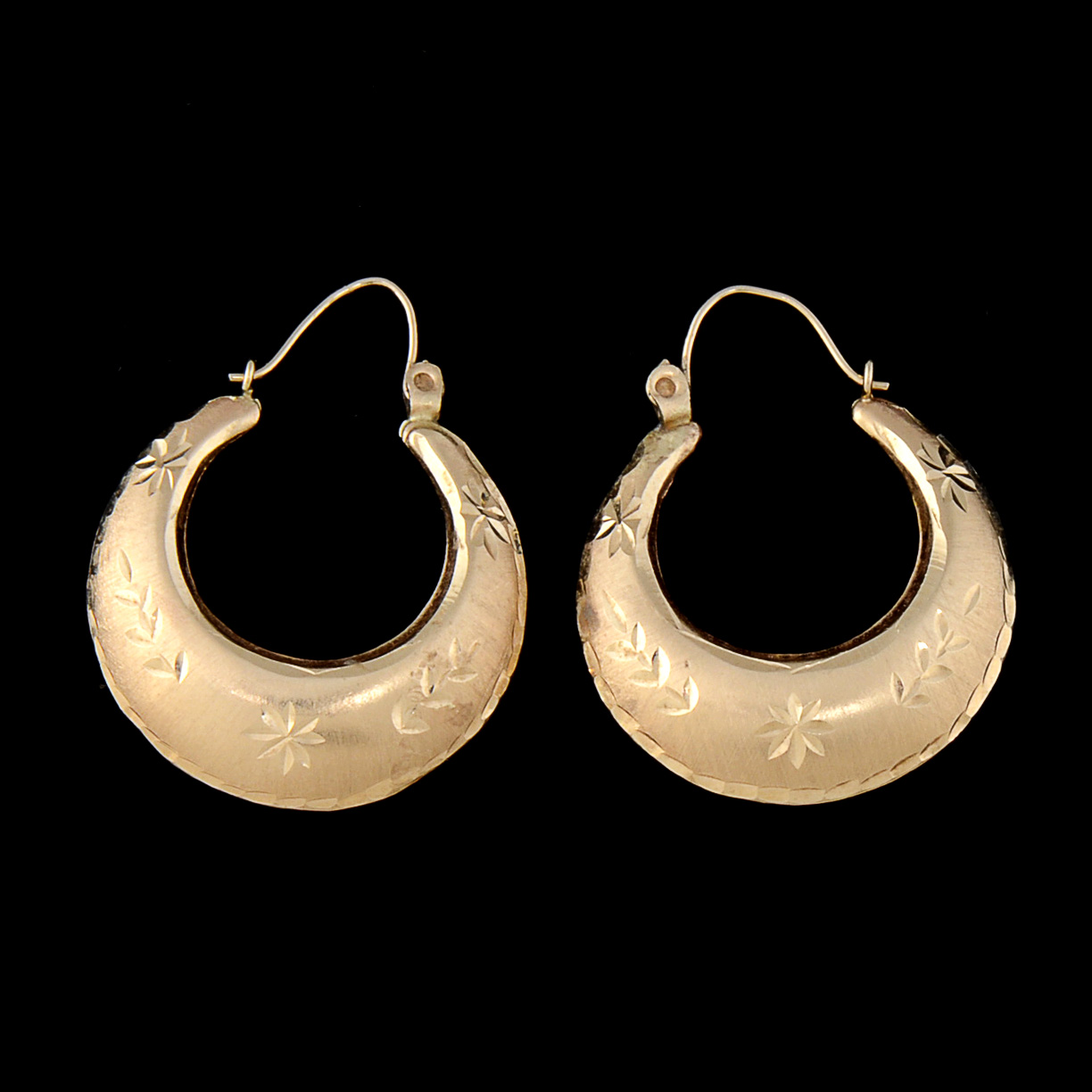 14K Yellow Gold Hollowware Hoop Earrings with Diamond Cut Accents