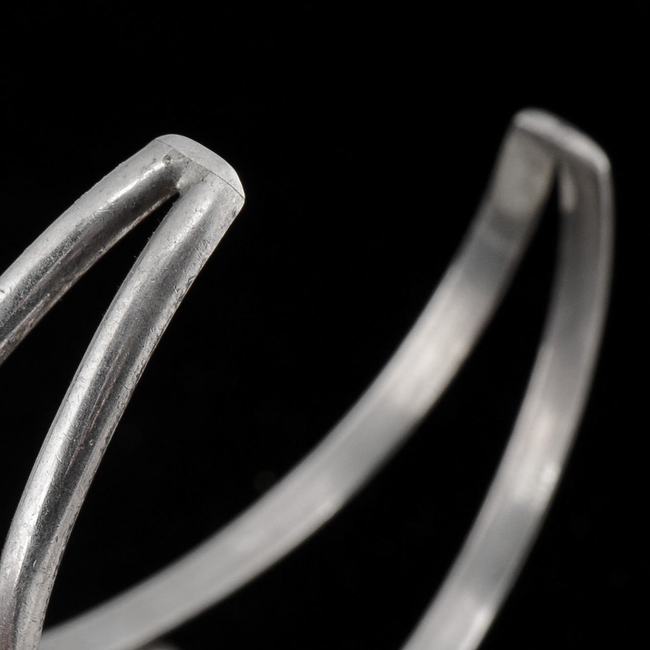 Southwestern Native American Sterling Silver and Picture Jasper Cuff