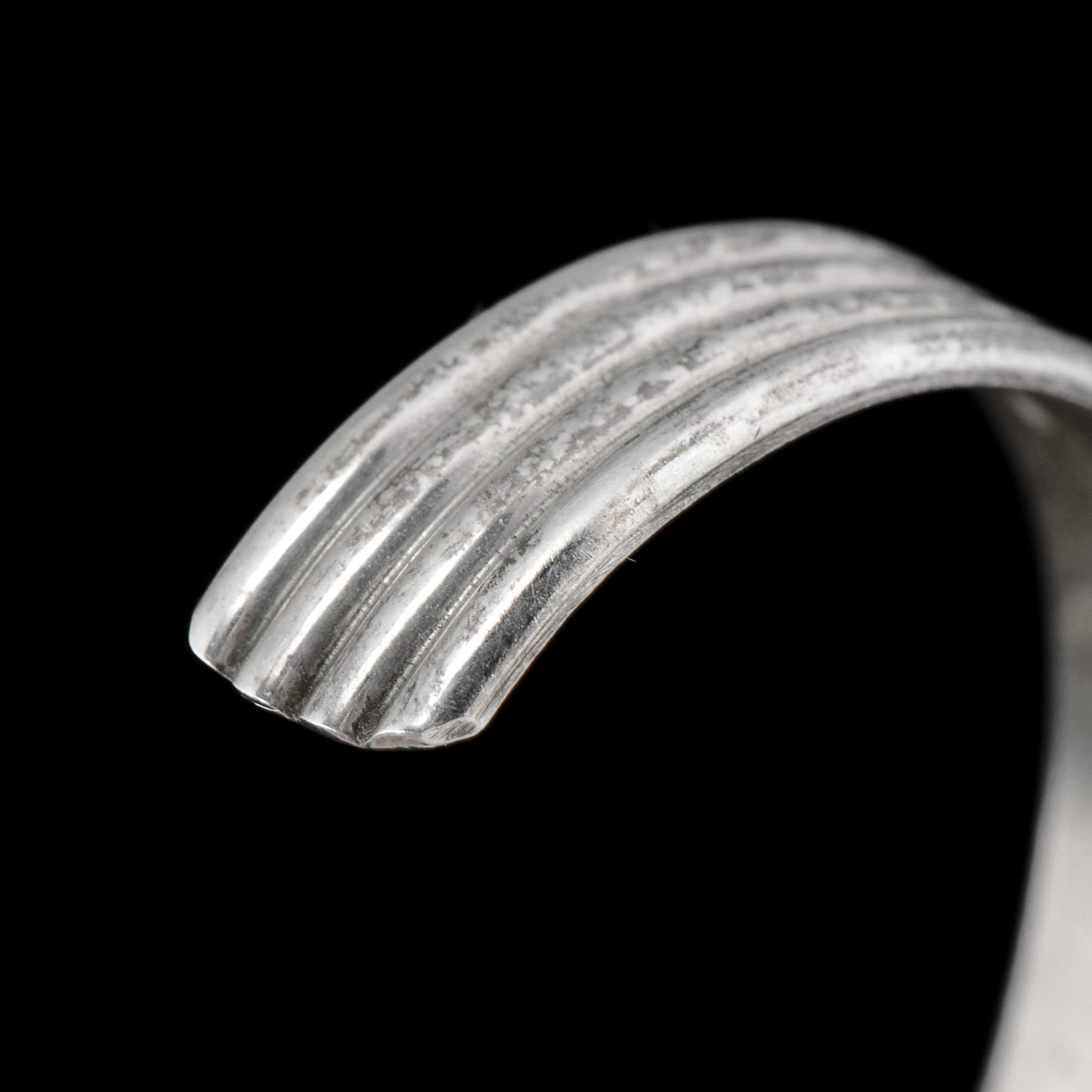 Lennie Mariano Signed Native American Navajo Sterling and Turquoise Cuff Bracelet