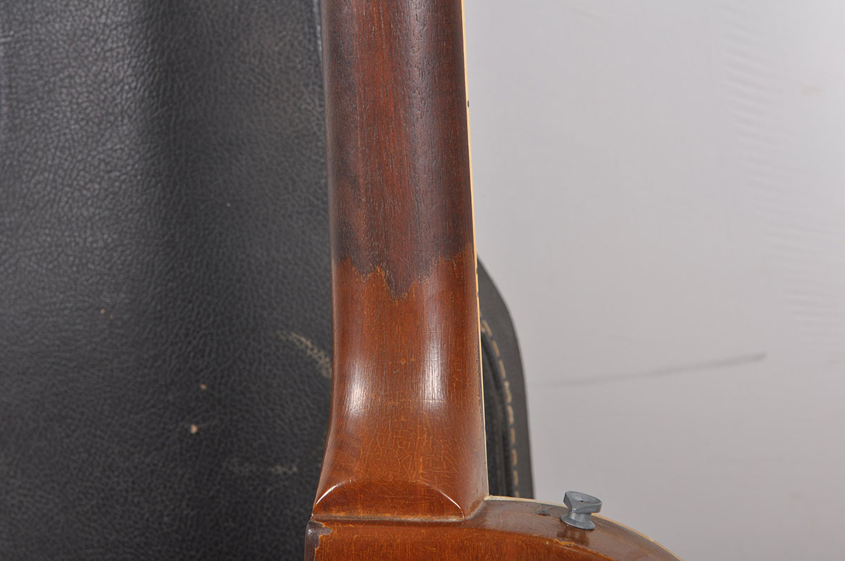 Gibson Les Paul Deluxe With Hardshell Case