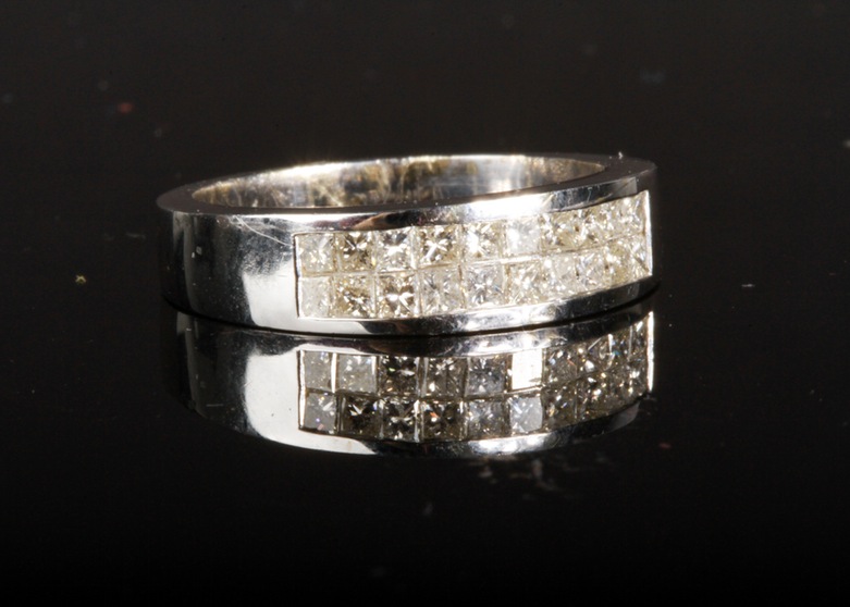 14k White Gold Diamond Ring