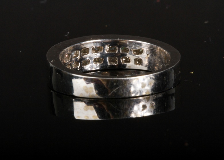 14k White Gold Diamond Ring