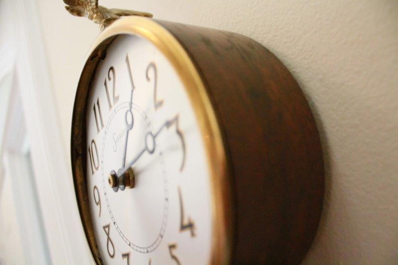 Vintage Sessions Eight Day Banjo Style Pendulum Clock