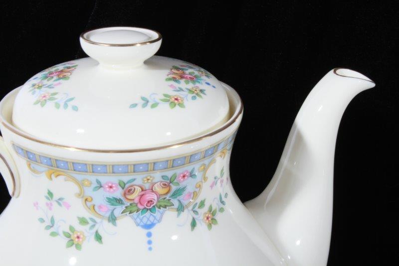 Royal Doulton "Juliet" Bone China