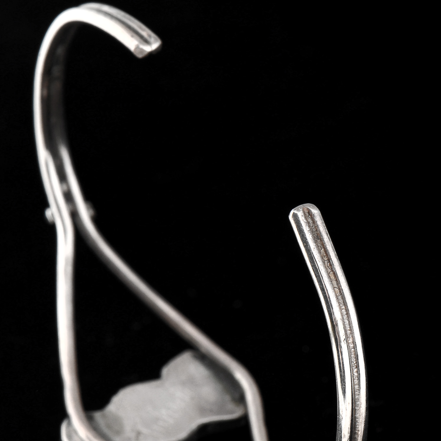 Janet Waseta Signed Sterling Silver Inlaid Zuni Storyteller Cuff