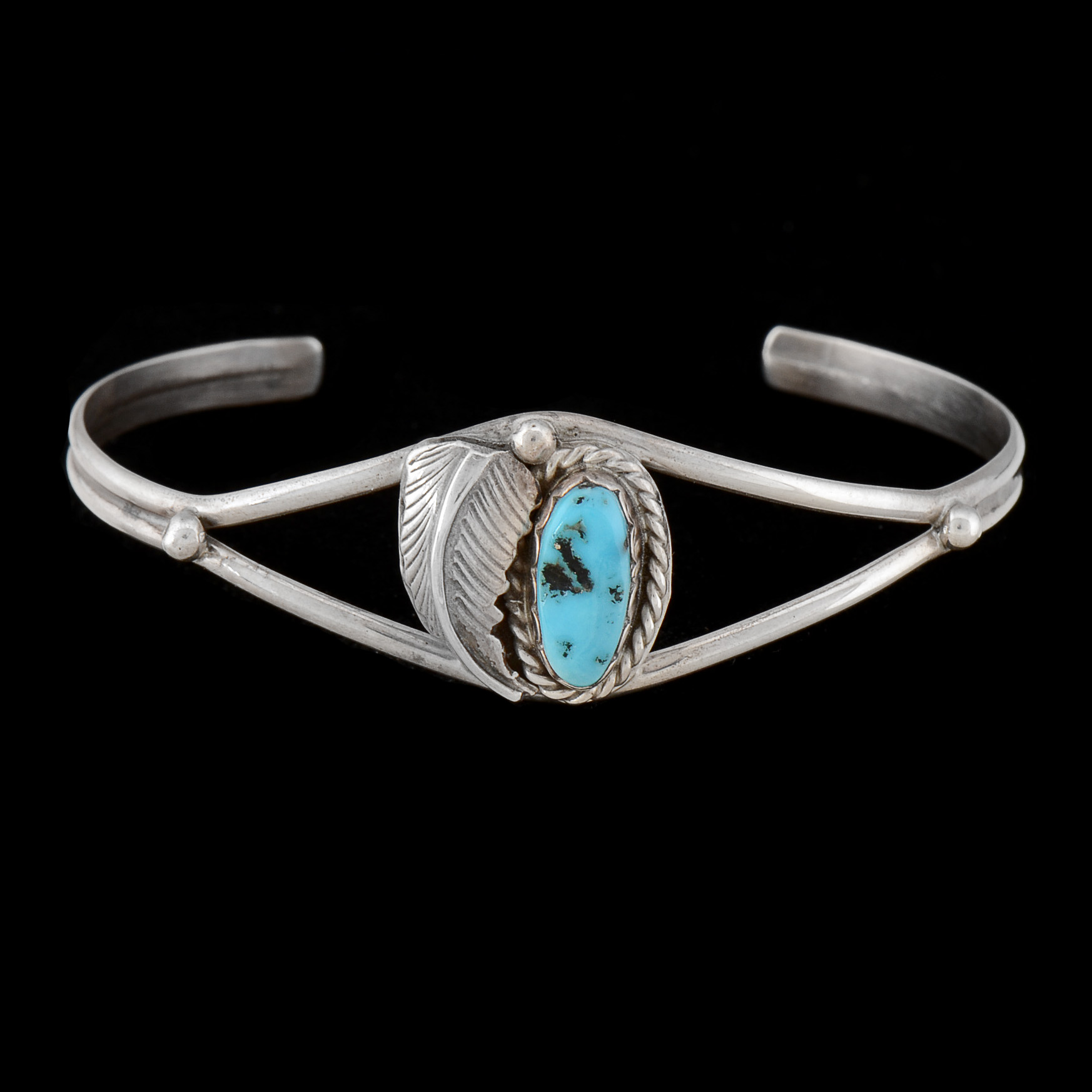 Native American Navajo Sterling Silver Turqoise Cuff Bracelet