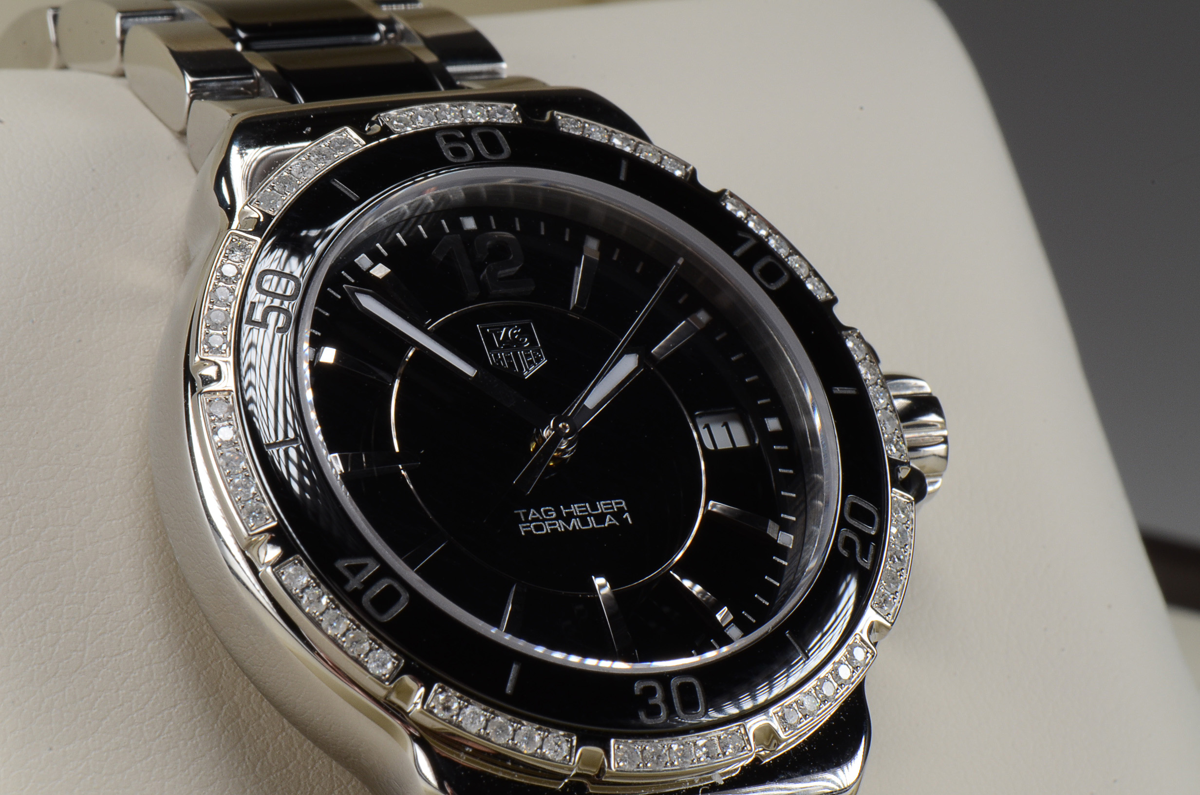 Women's NEW Tag Heuer Formula 1 One Quartz Ceramic Diamonds Watch