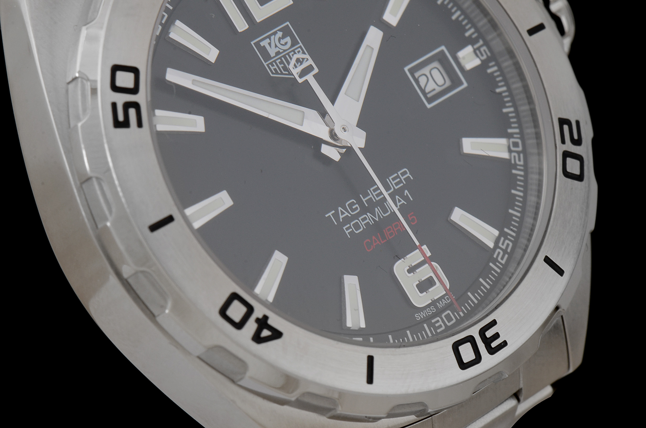 Men's NEW Tag Heuer Formula 1 Caliber 5 41mm Automatic Steel Watch