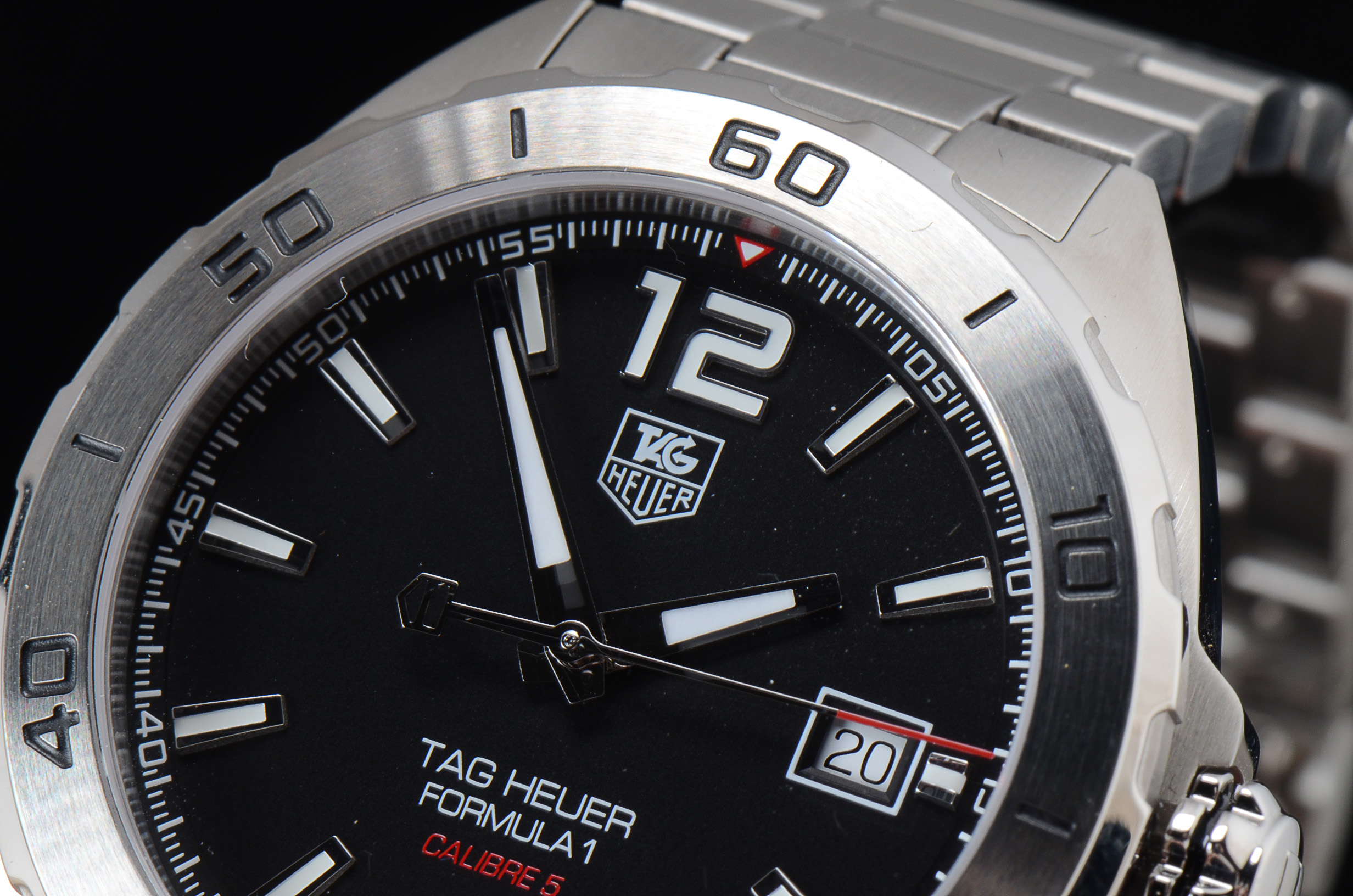 Men's NEW Tag Heuer Formula 1 Caliber 5 41mm Automatic Steel Watch