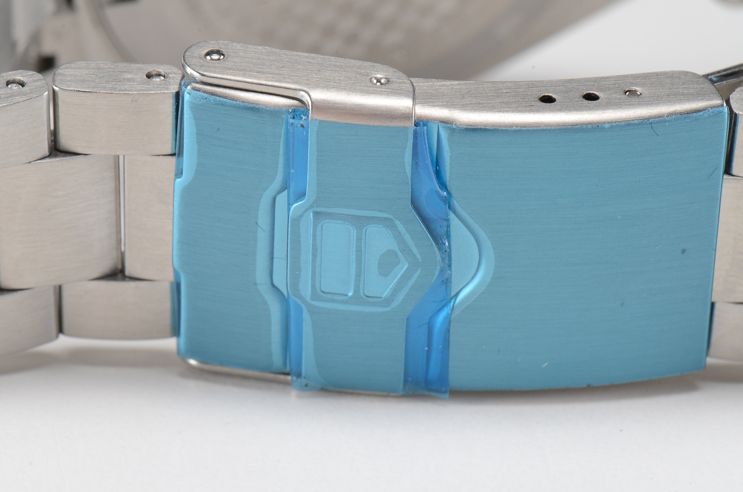 Men's NEW Tag Heuer Formula 1 Caliber 5 41mm Automatic Steel Watch