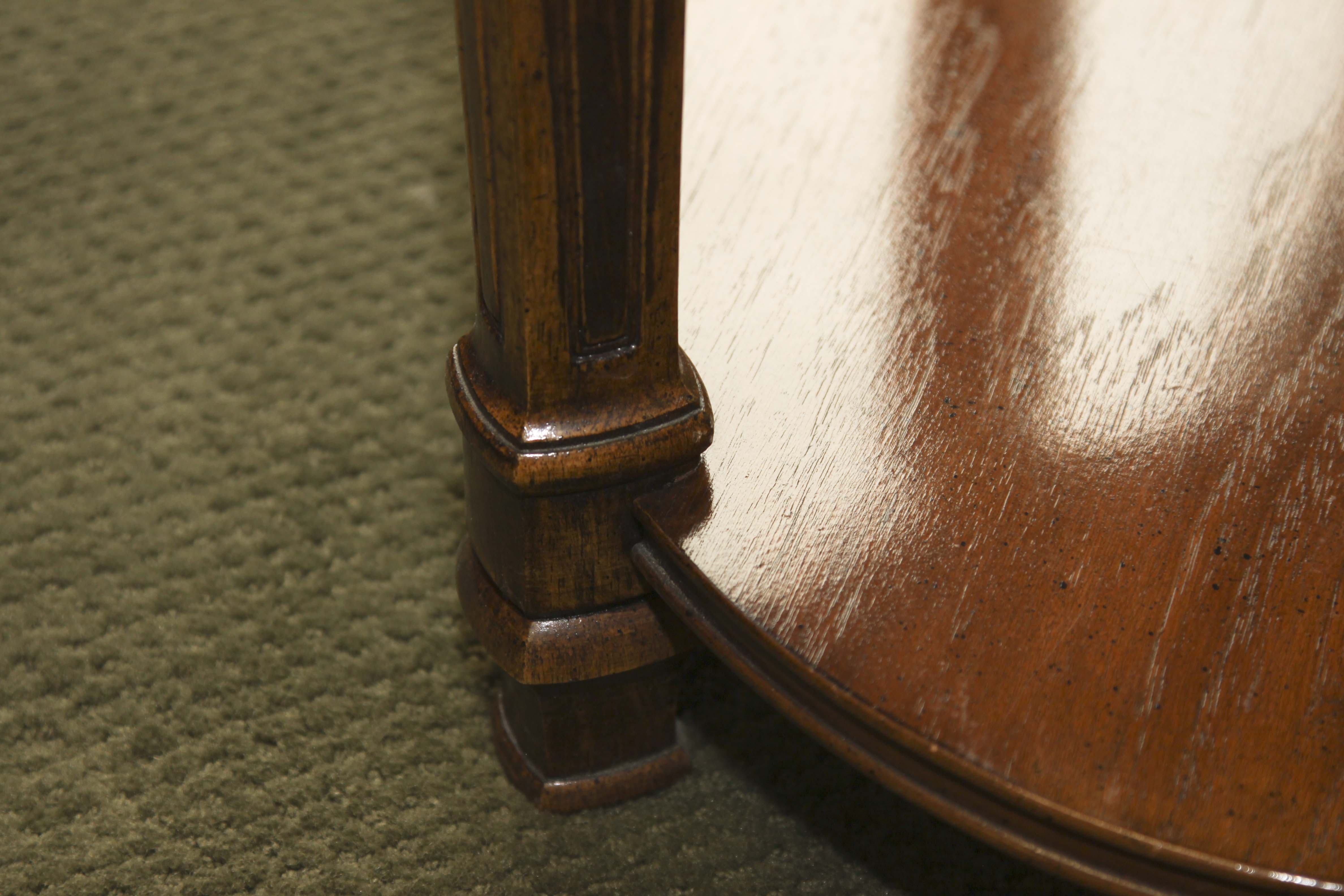 Wood End Table With Ceramic Lamp