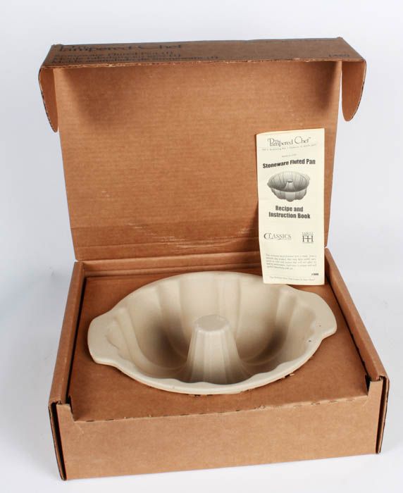 Set of Stoneware Pans by The Pampered Chef