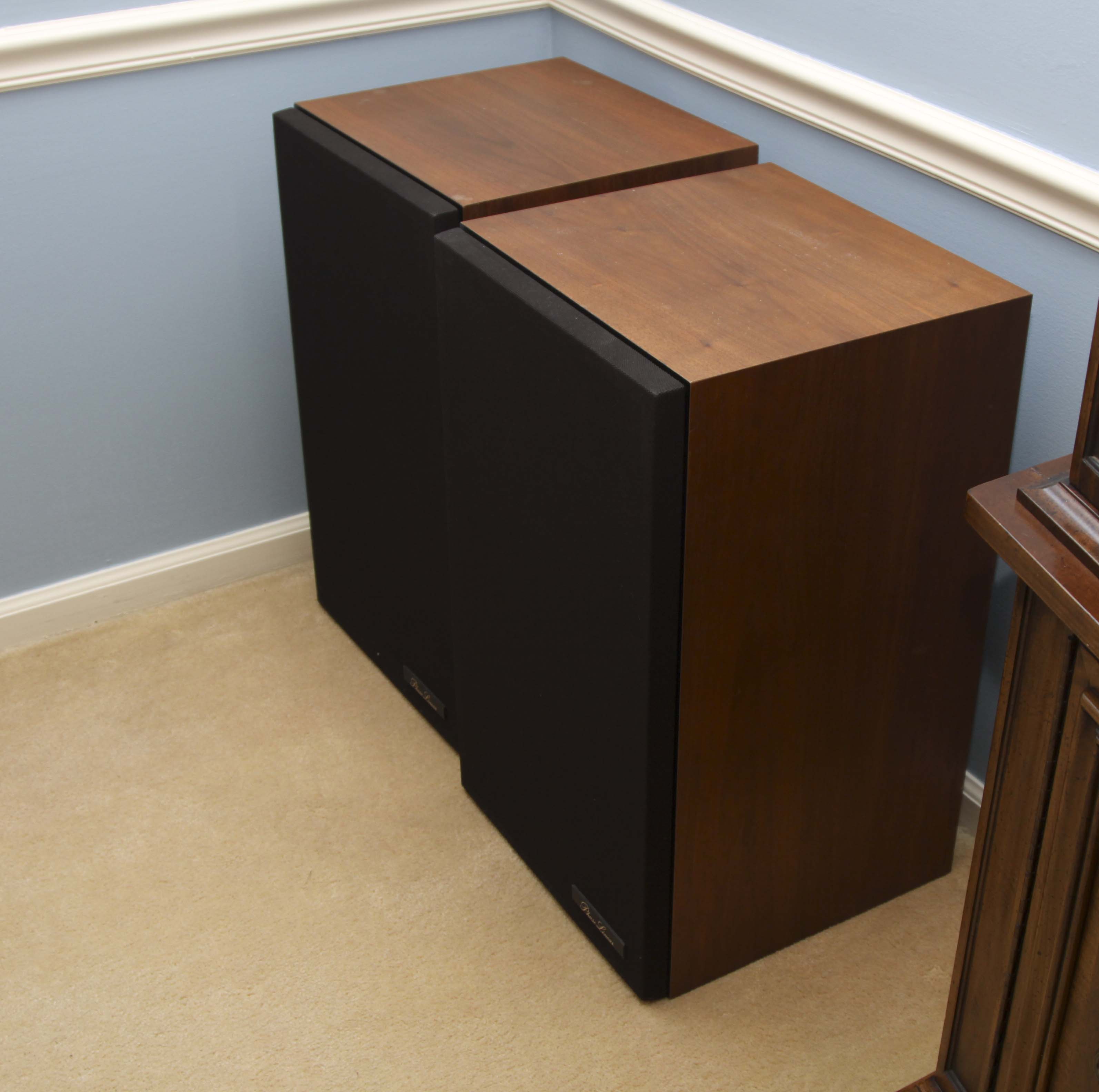 Pair of Vintage 'Phase Linear' Floor Speakers Model P-530