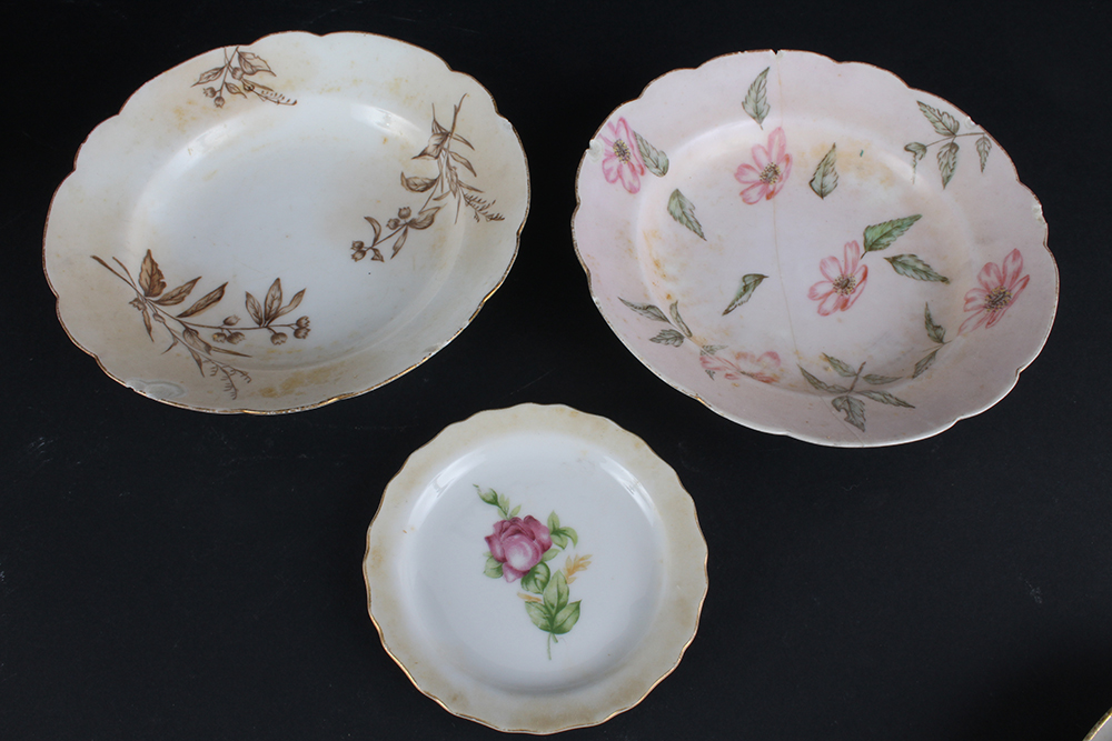 Assorted Porcelain Plates, Bowls, and Lidded Box
