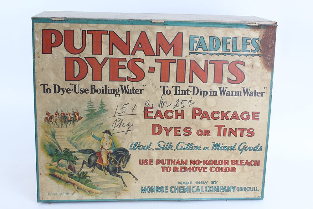 Vintage Putnam Dye Packets and Display Box
