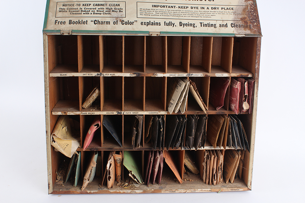 Vintage Putnam Dye Packets and Display Box