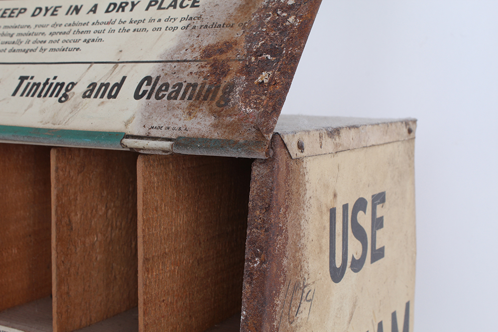 Vintage Putnam Dye Packets and Display Box