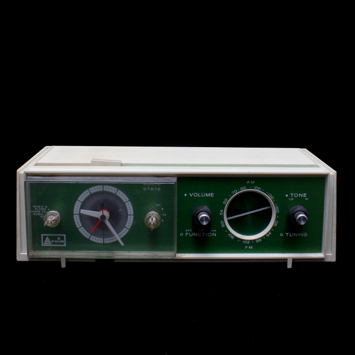 Vintage Arvin Transistor Radio