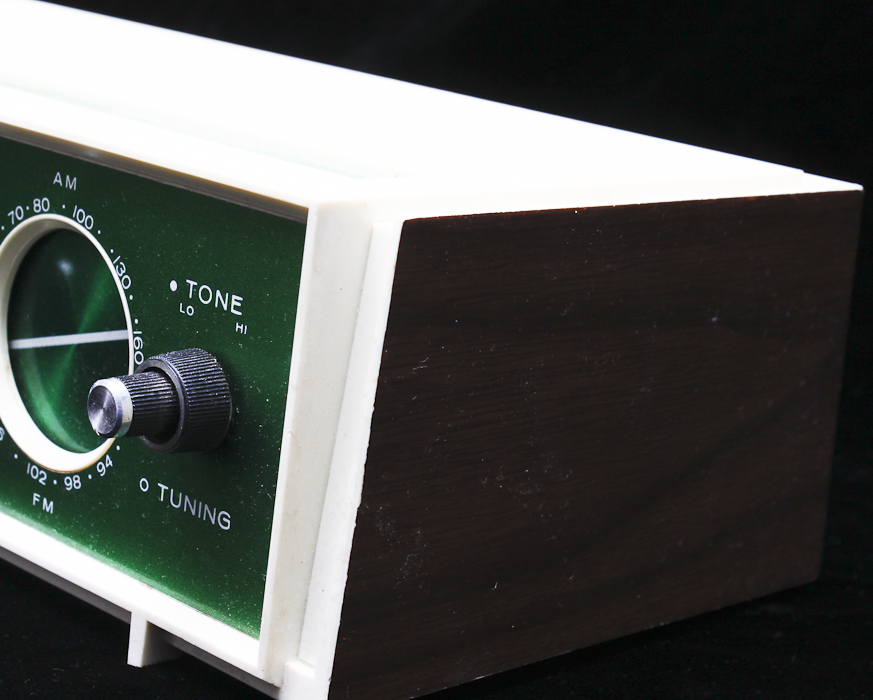 Vintage Arvin Transistor Radio