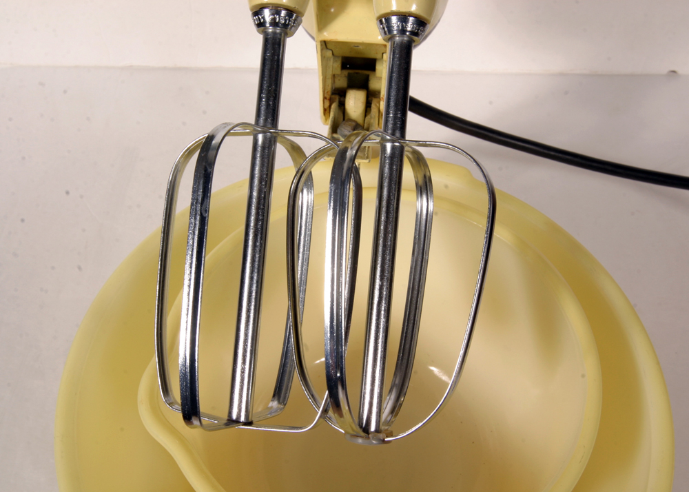 Vintage Yellow and Black Sunbeam Mixmaster