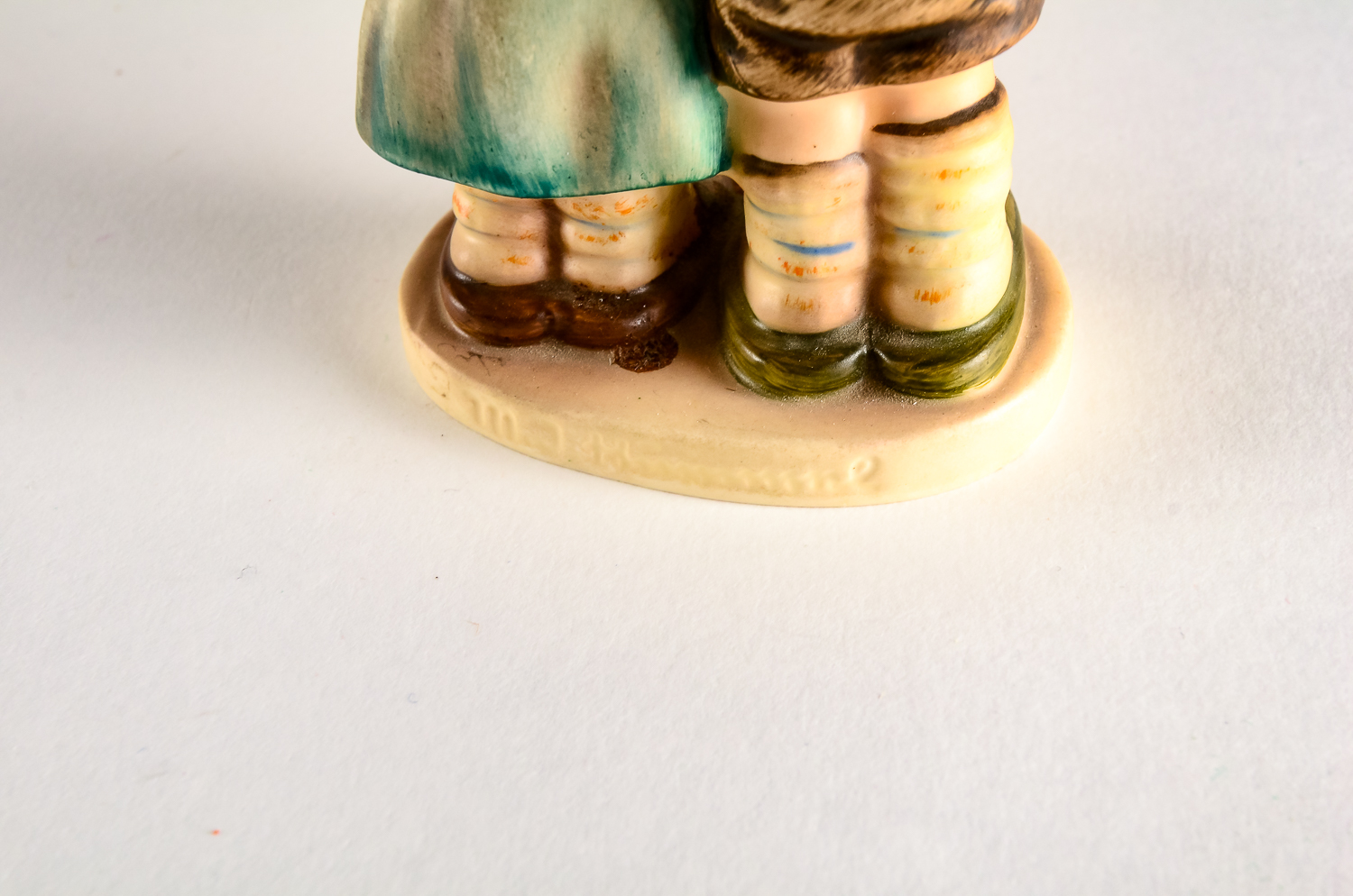 Vintage Hummel "We Congratulate" Figurine