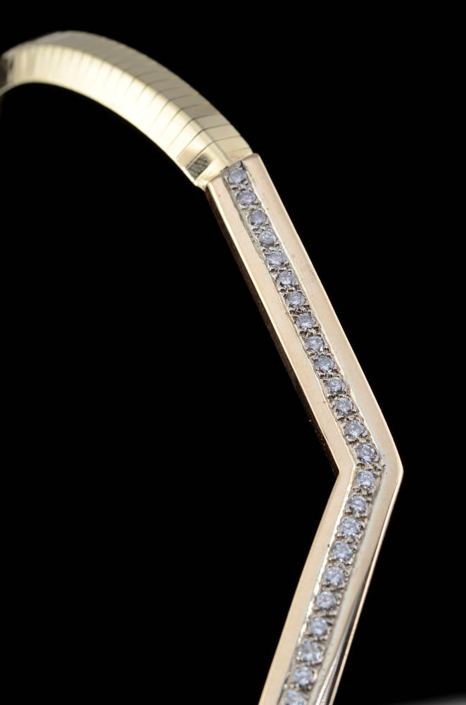 14K Yellow Gold and Diamond Knife Edge Omega Chain Necklace