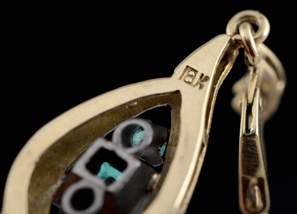 Vintage 18K Yellow Gold Emerald Openwork Drop Earrings