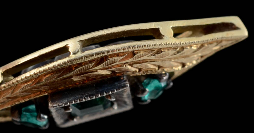 Vintage 18K Yellow Gold Emerald Openwork Drop Earrings