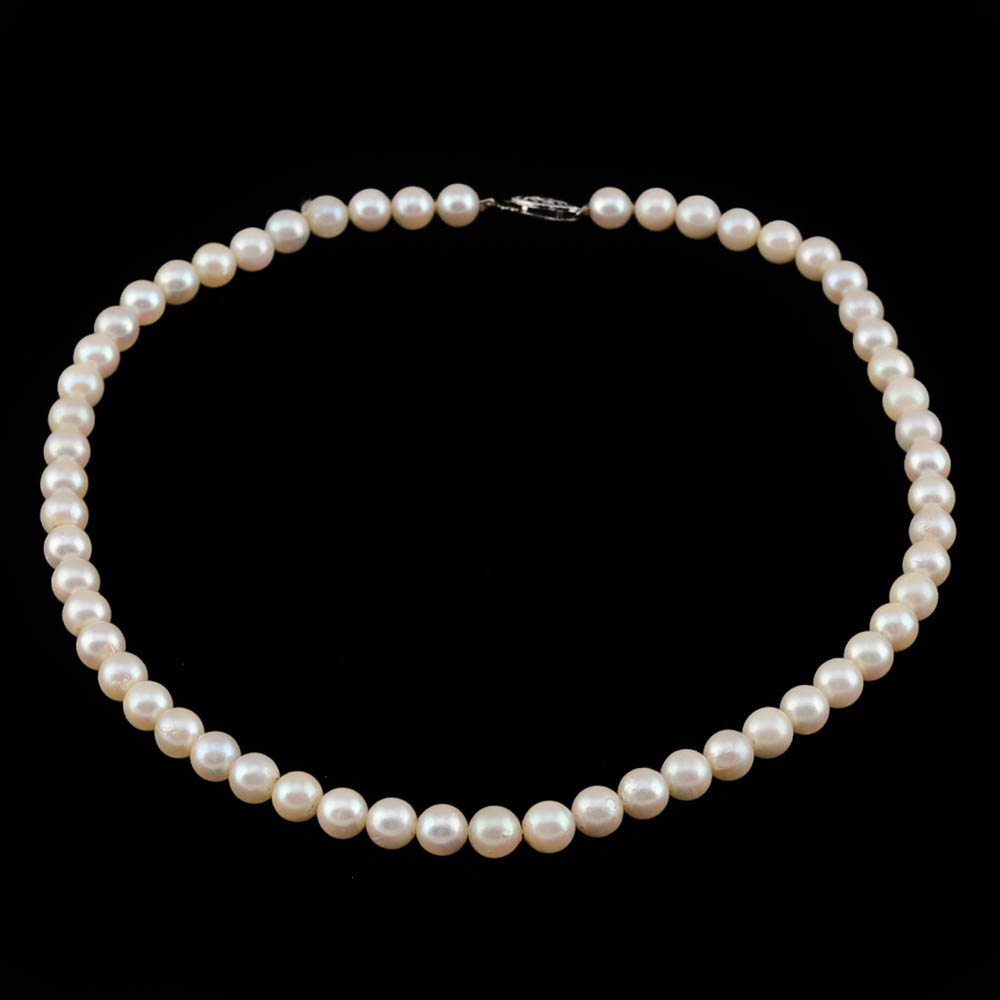 Cultured Pearl Necklace with 10K White Gold Filigree Style Pearl Clasp