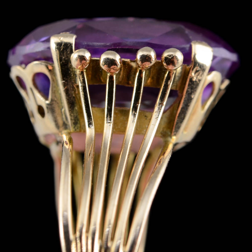 Mid-Century Vintage 14K Yellow Gold Imitation Alexandrite Cocktail Ring