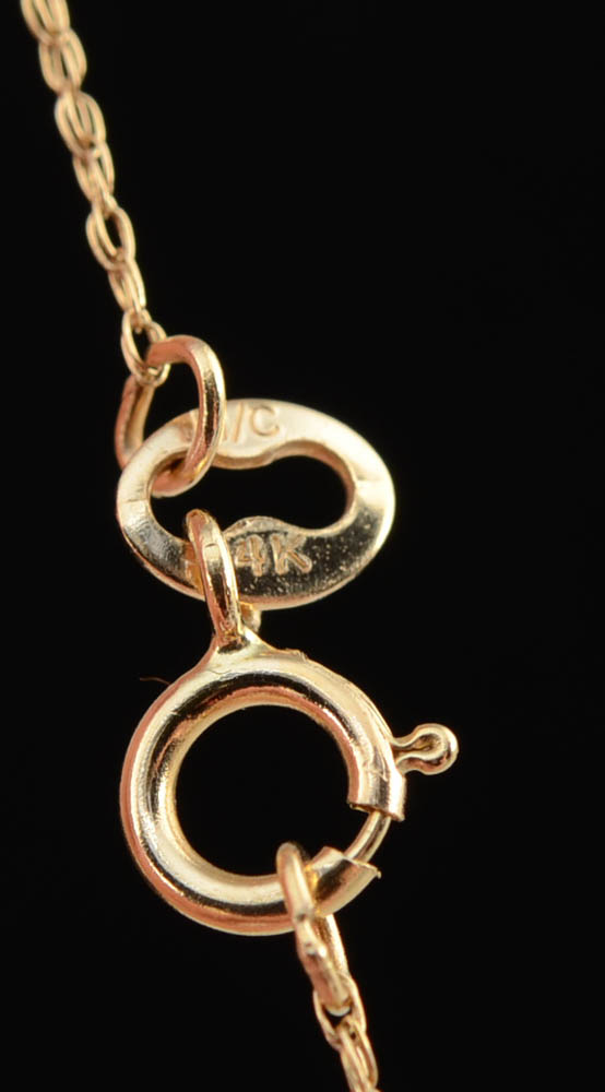 Modern 14K Yellow Gold Onyx Cameo and Diamond Dangle Pendant on 18" Chain