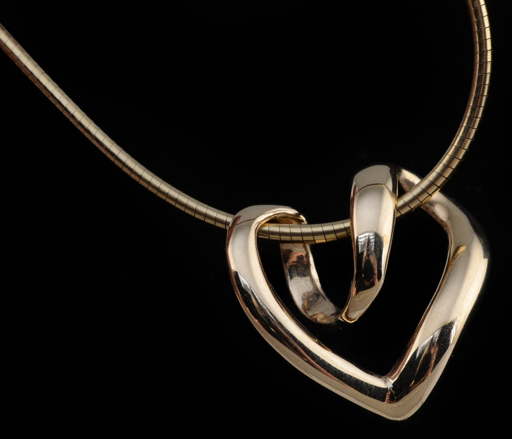 14K Yellow Gold Omega 16" Snake Chain with Floating Heart Shape Openwork Pendant