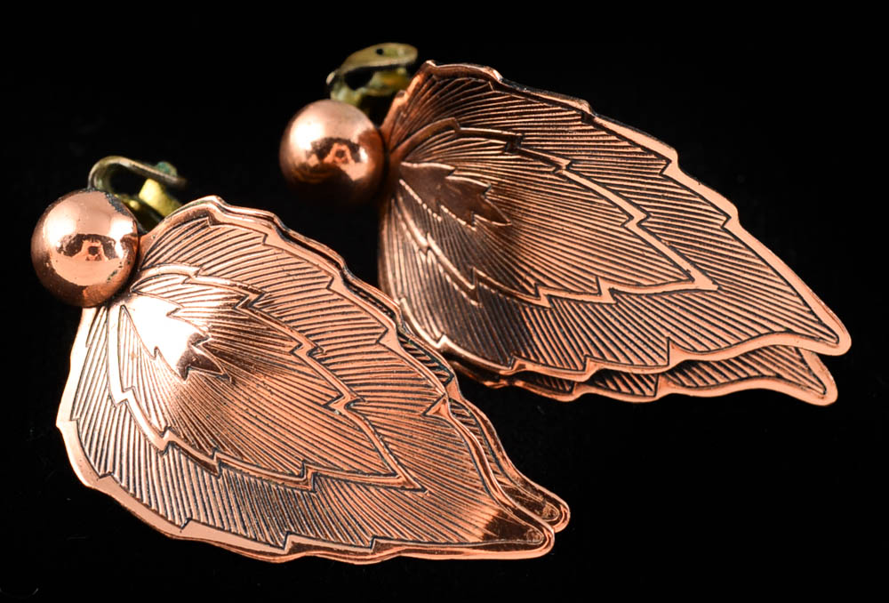 Simulated Goldstone Costume Assortment