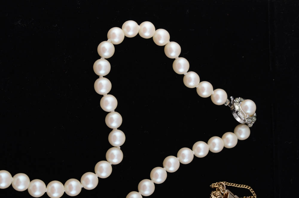 Costume Jewelry Including Monet